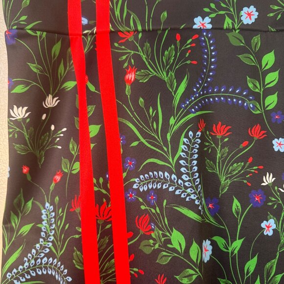 Eloquii Womens Size 20 Floral Print Straight Skirt With Red Stripes - Picture 3 of 8